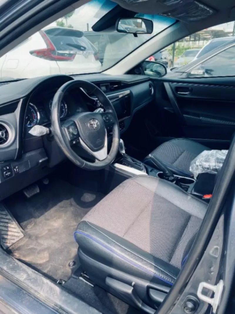 Toyota corolla   - 2017