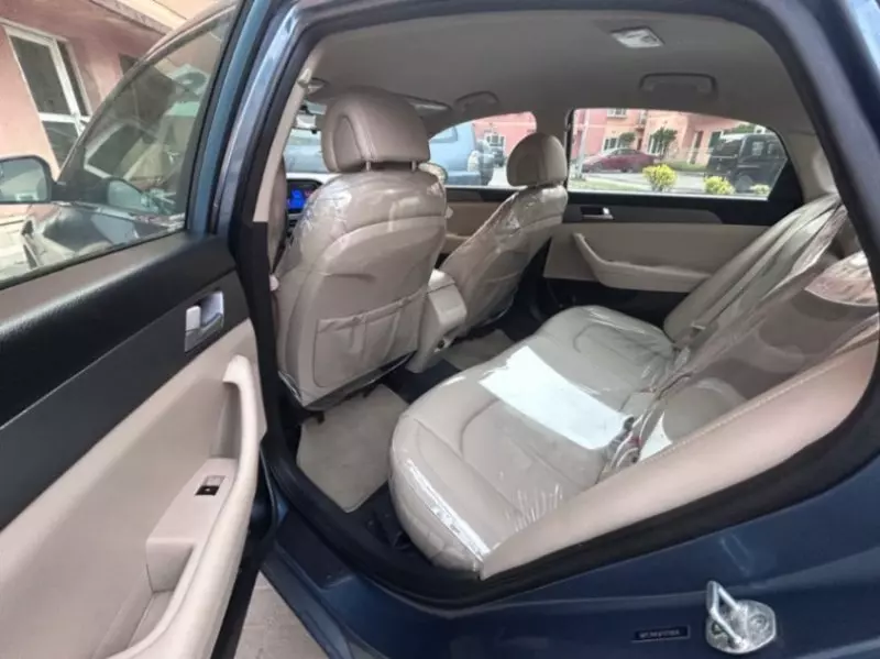 Hyundai Sonata   - 2015