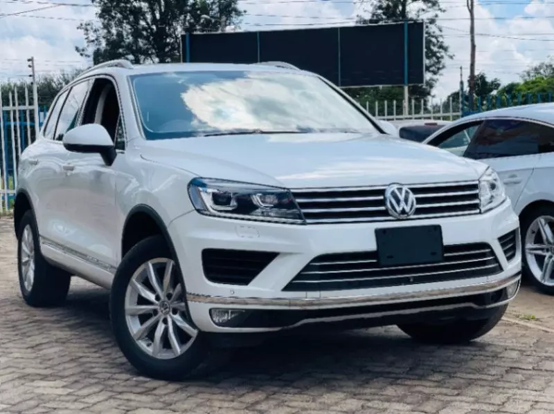 Volkswagen Touareg   - 2014