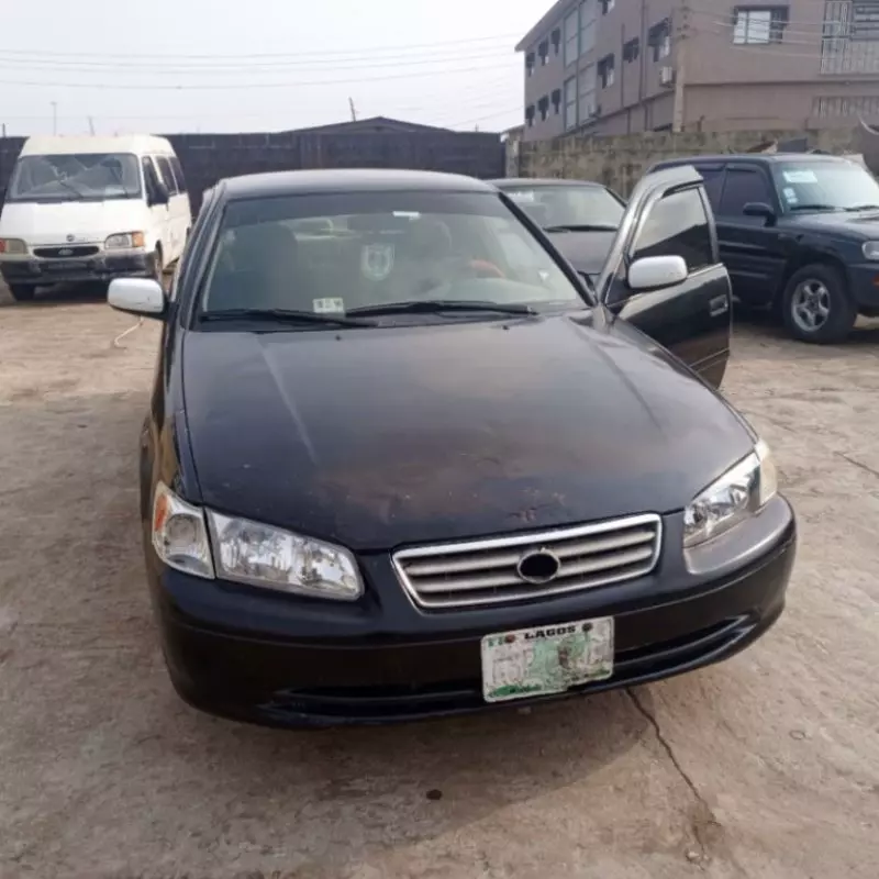 Toyota camry   - 2001