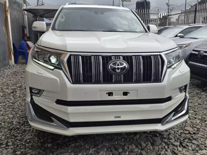 Toyota Landcruiser Prado