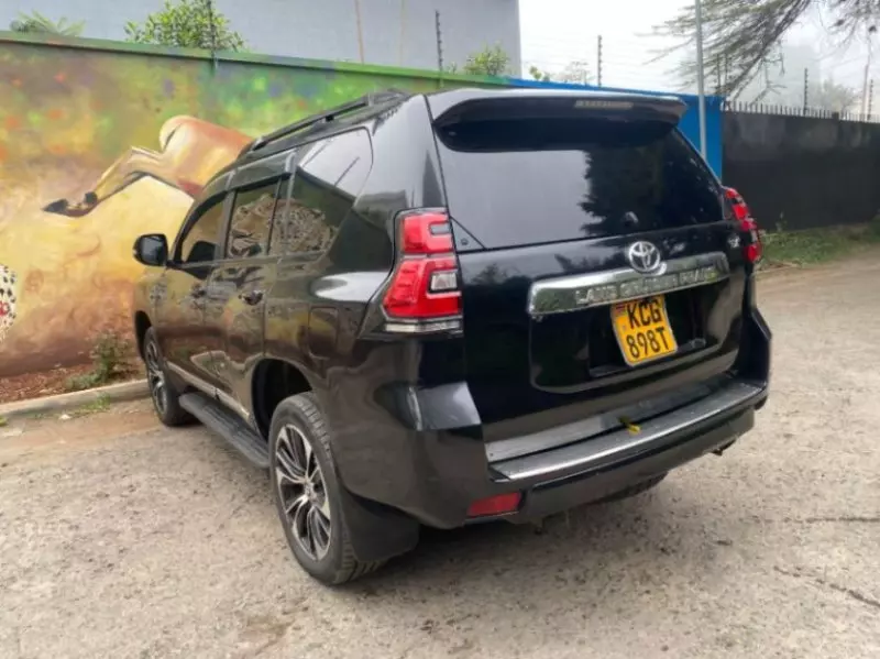 Toyota Prado   - 2011
