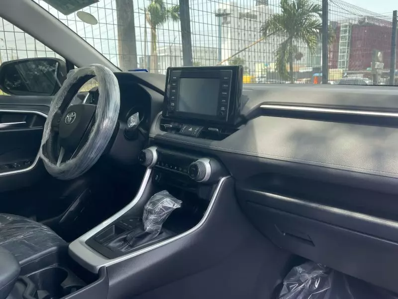 Toyota Rav4   - 2019