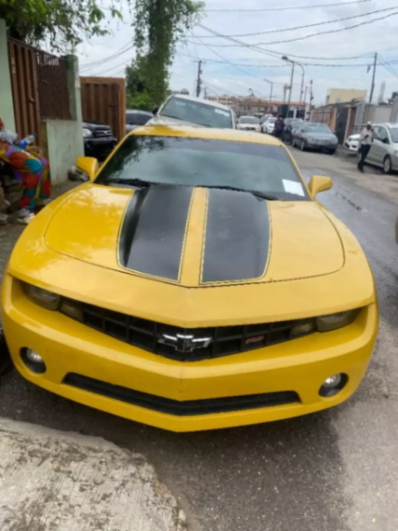 Chevrolet Camaro   - 2010