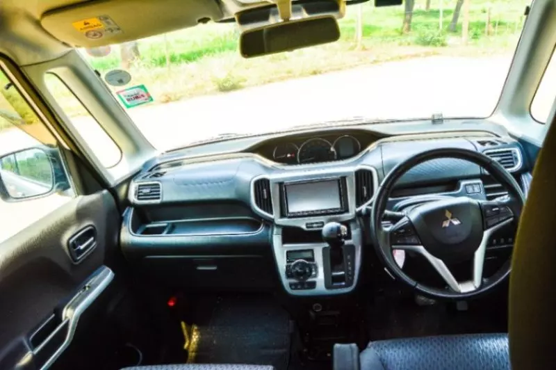 Mitsubishi Delica    - 2016