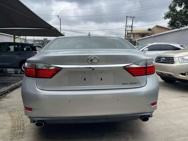 Lexus ES 350   - 2013