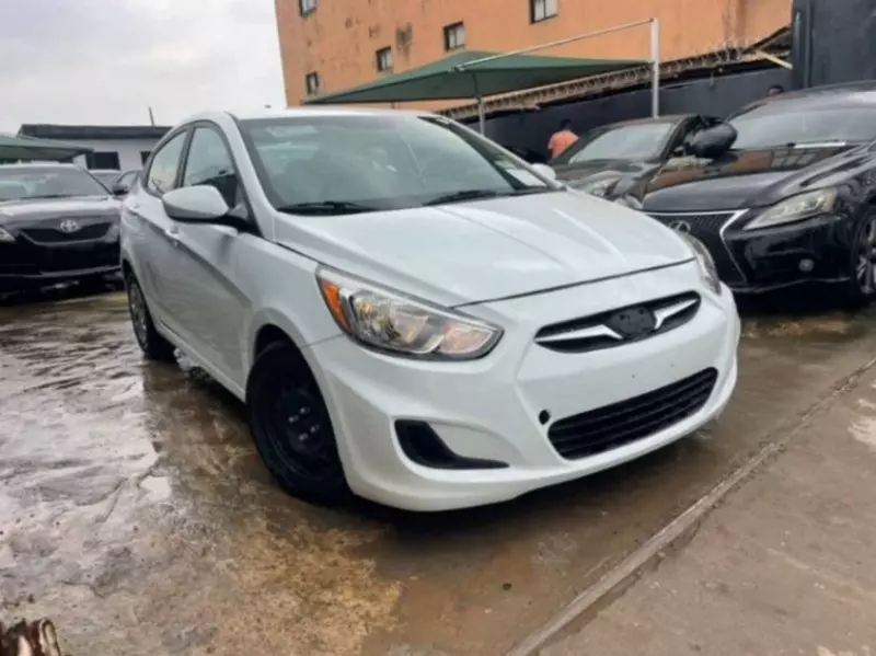 Hyundai Accent   - 2017