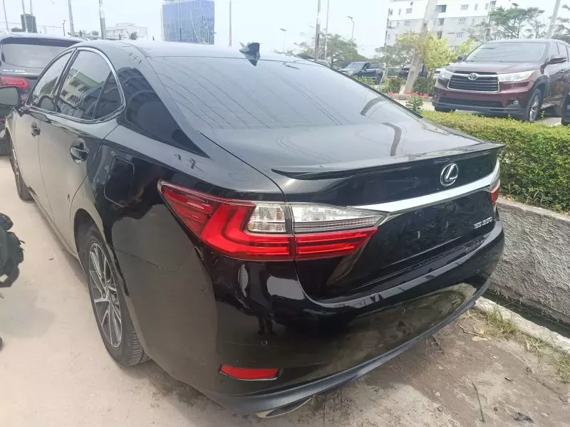 Lexus ES 350