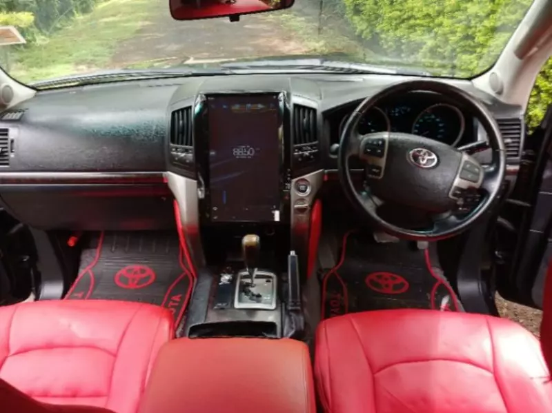 Toyota Landcruiser Vx V8    - 2008