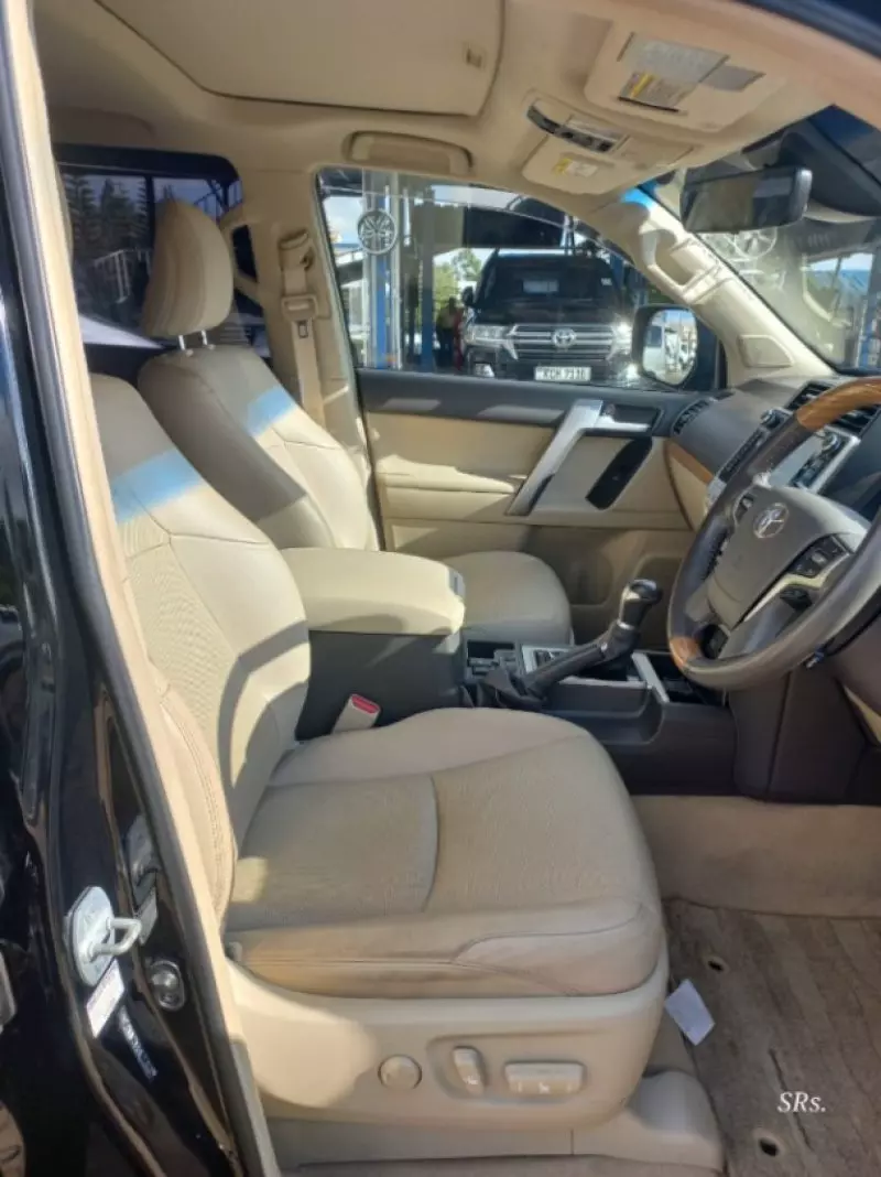Toyota Landcruiser Prado   - 2018