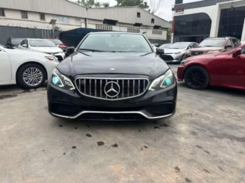 Mercedes-Benz E 350   - 2010