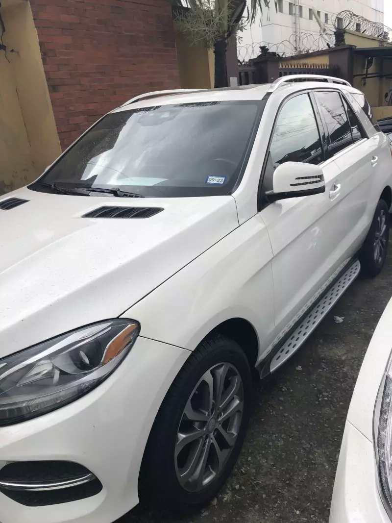 Mercedes-Benz GLE 350   - 2016
