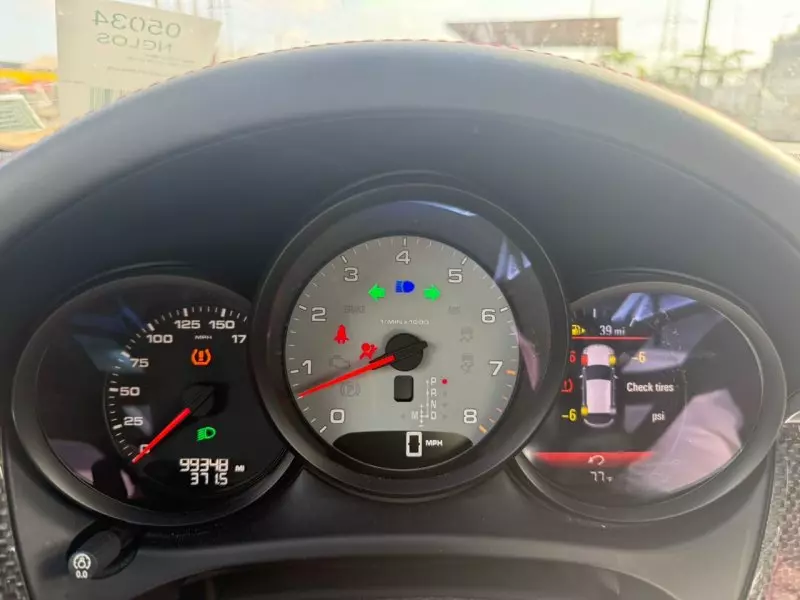 PORSCHE Macan - 2015