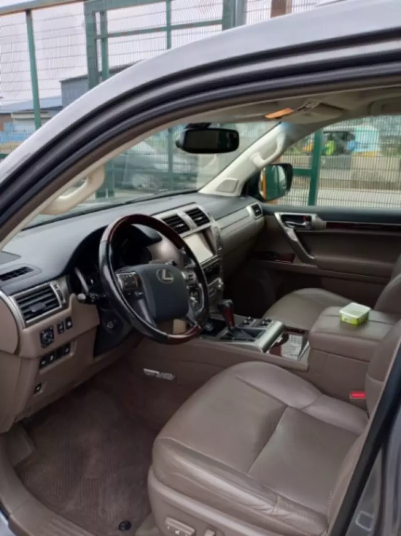 Lexus GX   - 2017