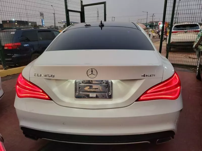 Mercedes-Benz CLA 250   - 2016