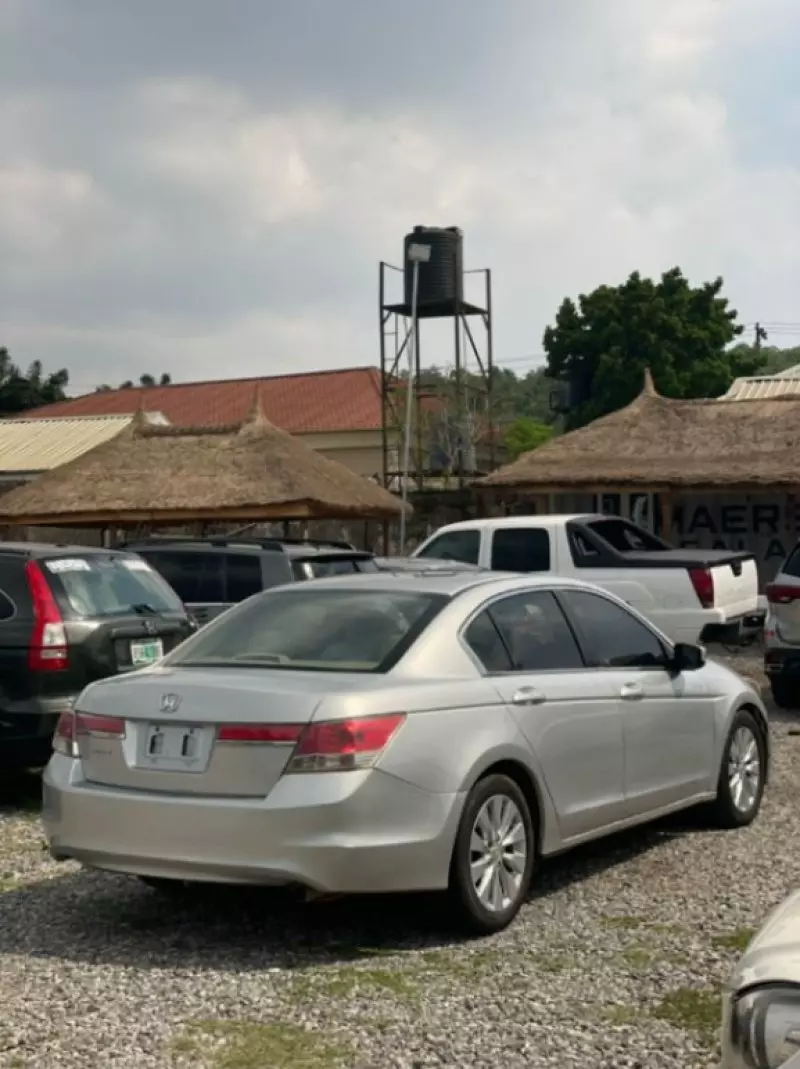 Honda Accord   - 2012