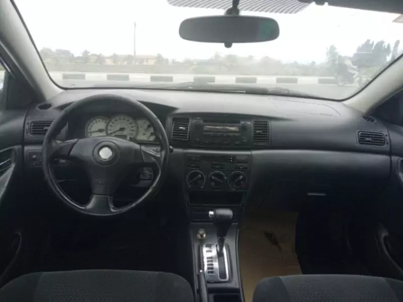 Toyota corolla   - 2005