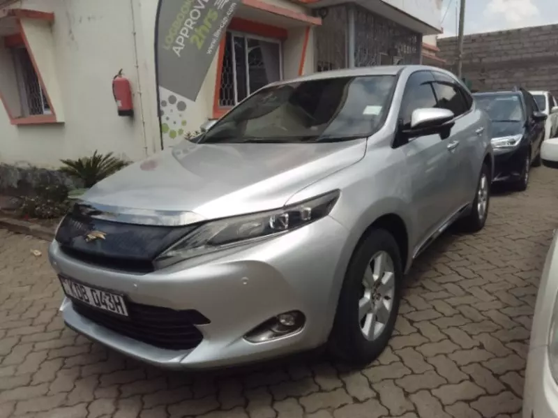 Toyota Harrier   - 2014
