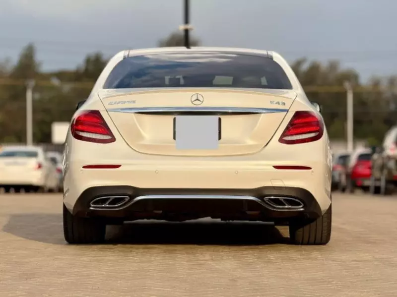 Mercedes-Benz E 43 AMG   - 2017