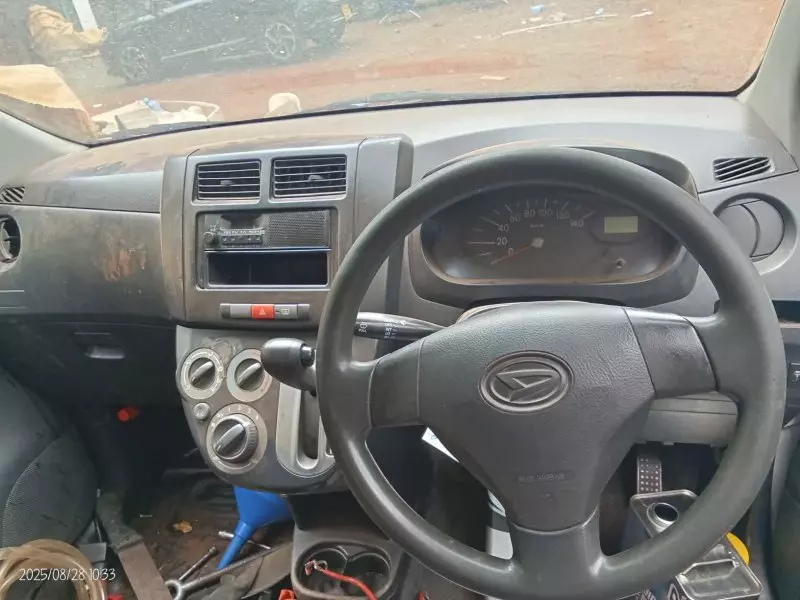 Daihatsu Mira    - 2014