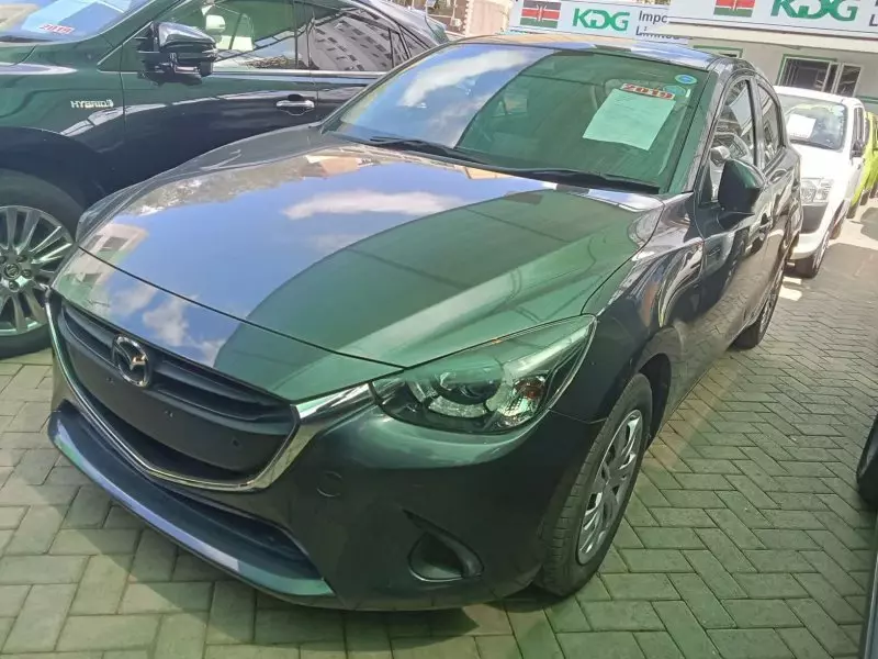 Mazda Demio   - 2019
