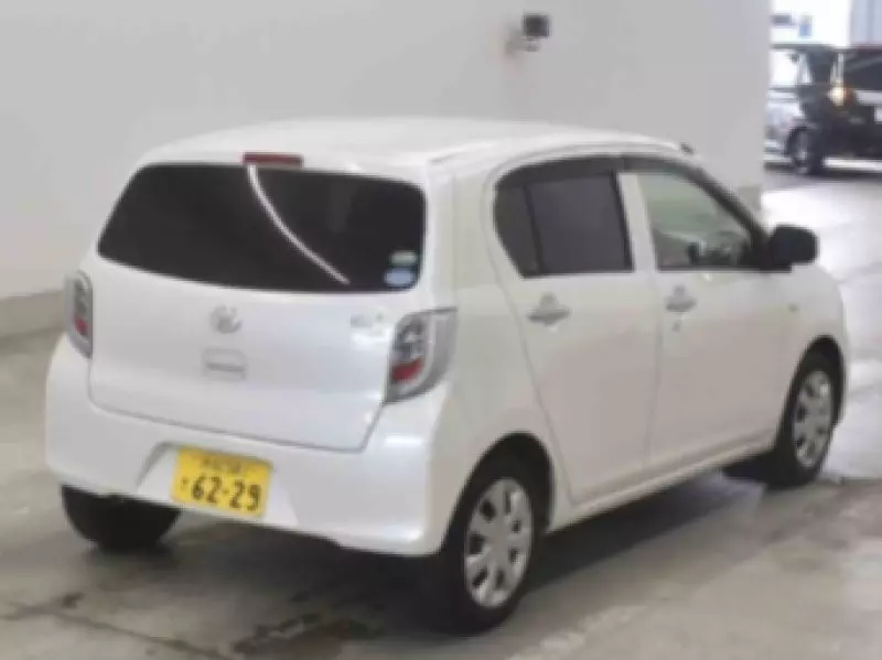Daihatsu Mira    - 2016
