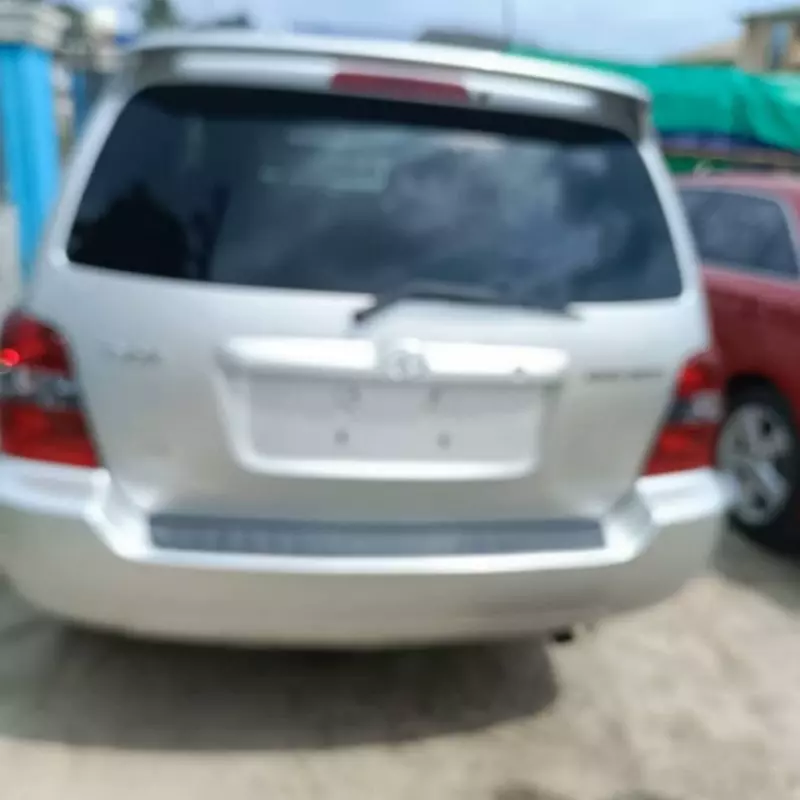 Toyota Highlander   - 2007
