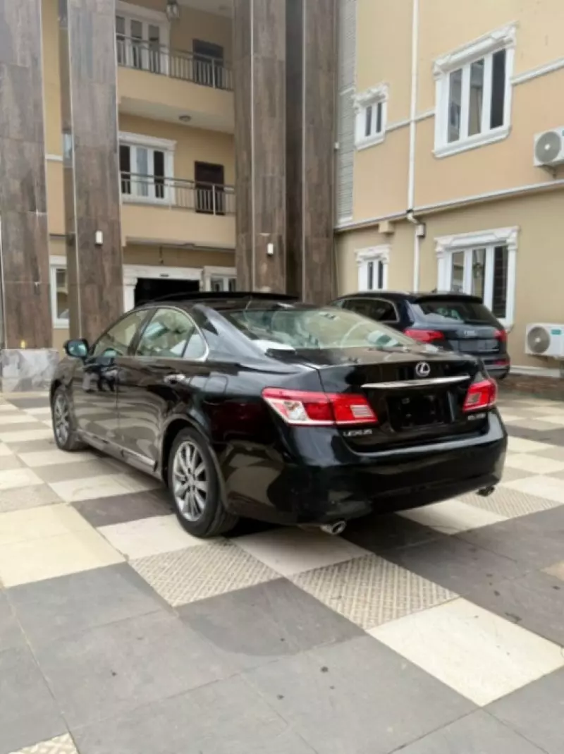 Lexus ES 350   -