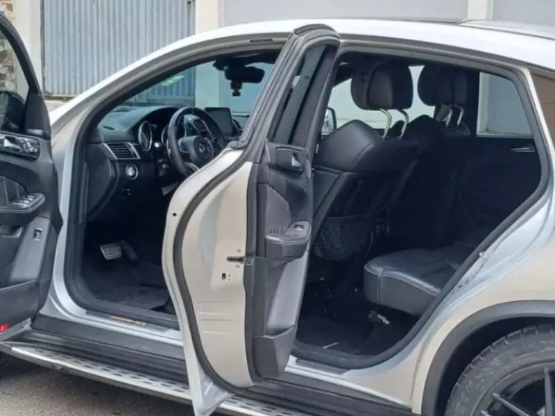 Mercedes-Benz GLE-Class   - 2017