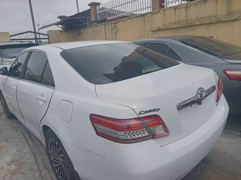 Toyota Camry   - 2007