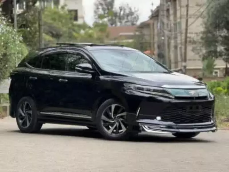 Toyota Harrier   - 2018