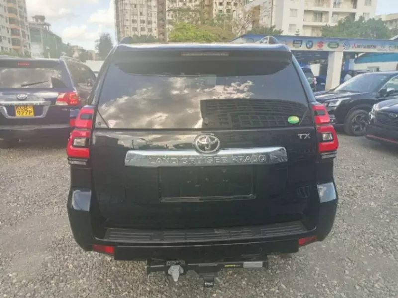 Toyota Landcruiser Prado   - 2019