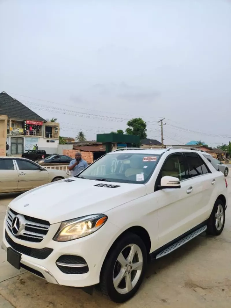 Mercedes-Benz GLE-Class   - 2016