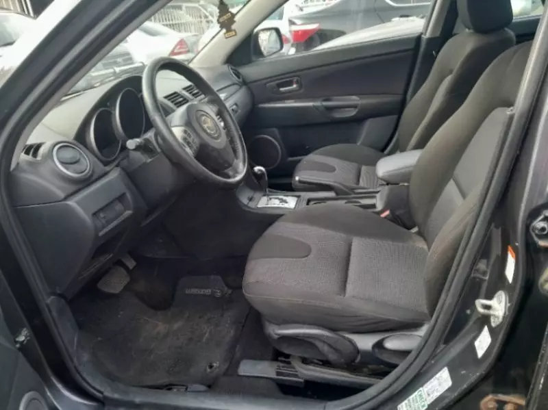 Mazda 3   - 2008