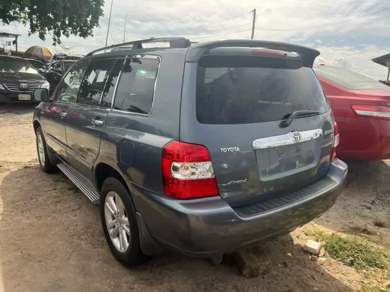 Toyota Highlander   - 2006