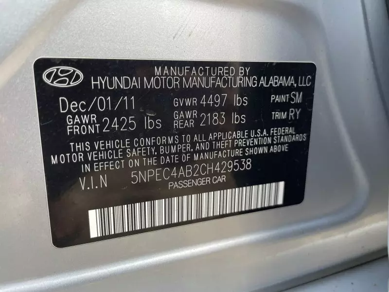 Hyundai Sonata   - 2012