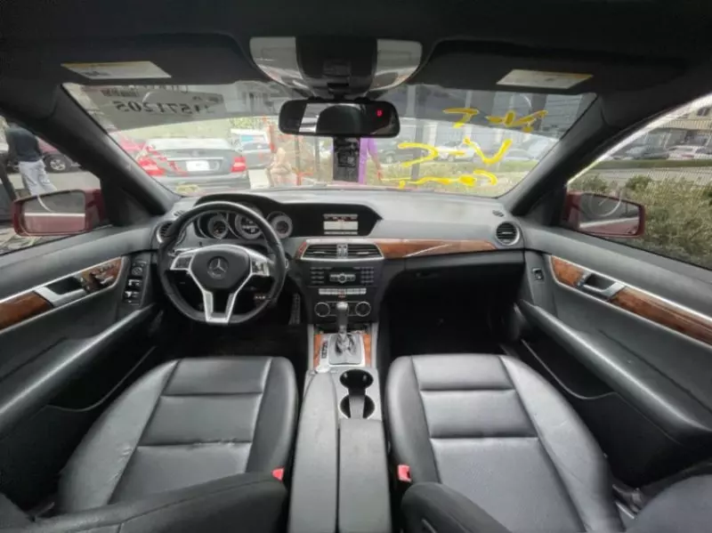Mercedes-Benz GLK 350   - 2013