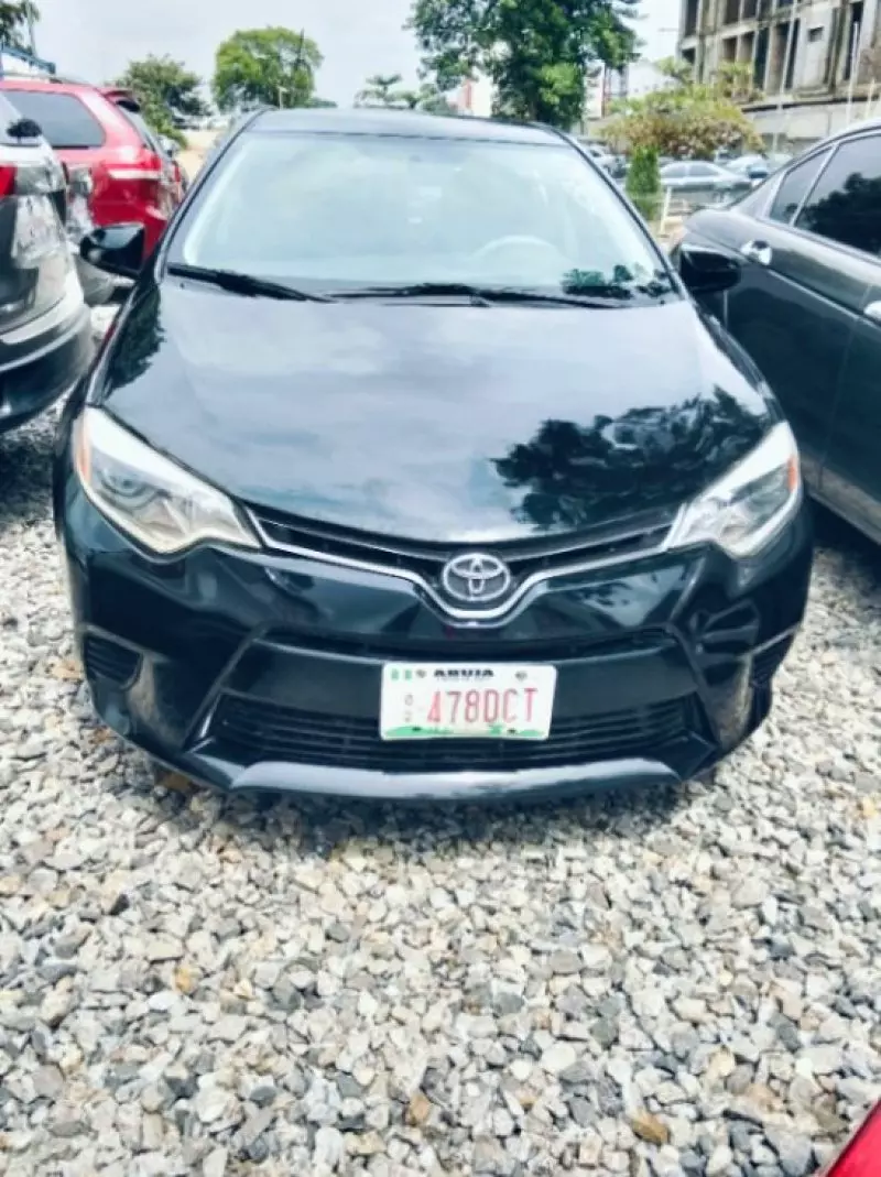 Toyota Corolla   - 2013