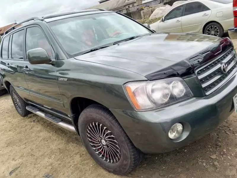 Toyota Highlander   - 2001