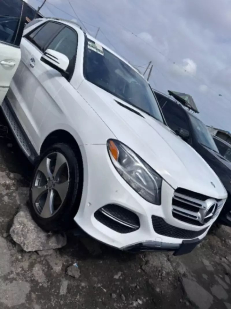 Mercedes-Benz GLE 350   - 2017