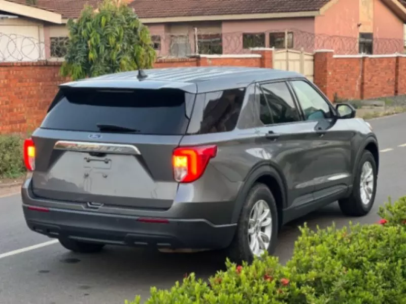 Ford Explorer   - 2014