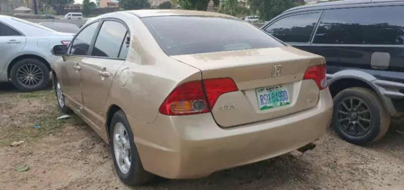 Honda Civic   - 2007