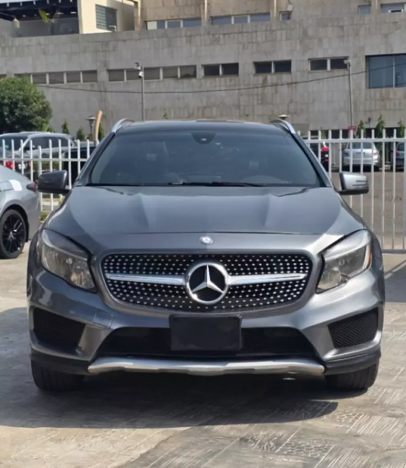 Mercedes-Benz GLA 250   - 2016