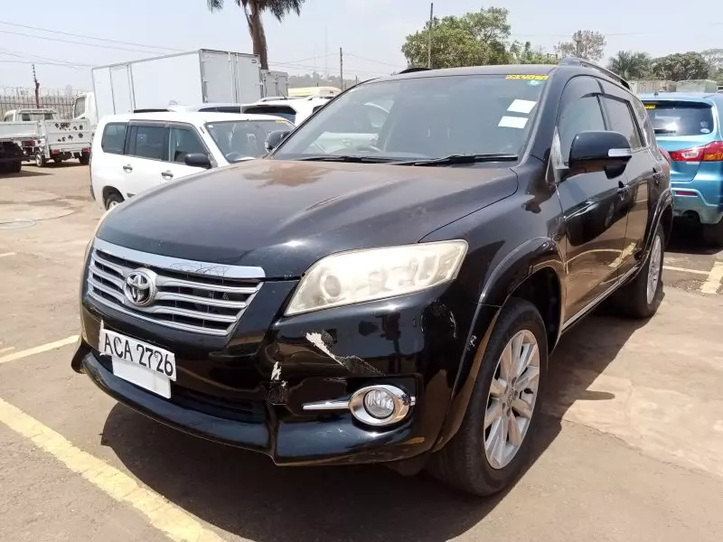 Toyota Vanguard    - 2012