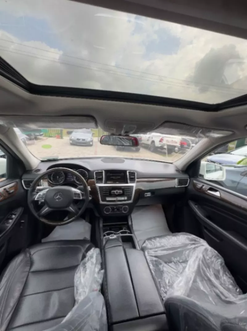 Mercedes-Benz ML 350   - 2012