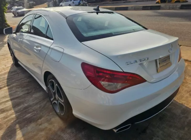 Mercedes-Benz CLA 250   - 2016