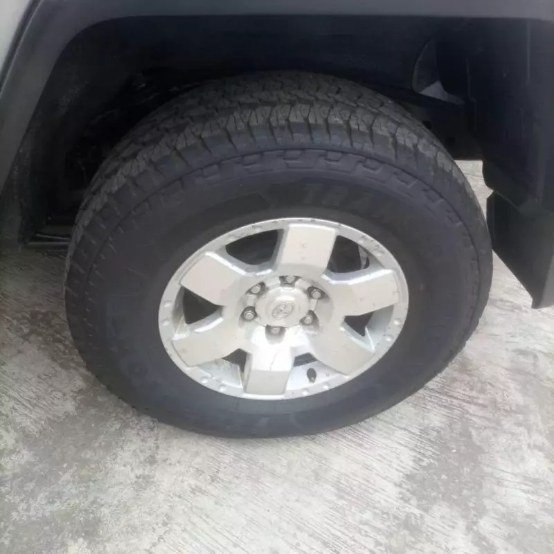 Toyota FJ Cruiser   - 2007
