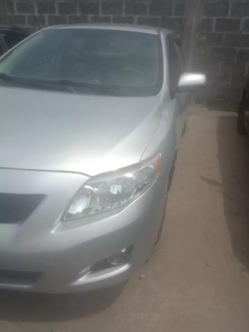 Toyota Corolla   - 2013