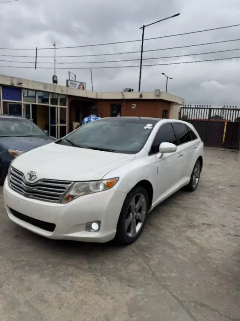 Toyota Venza   - 2010