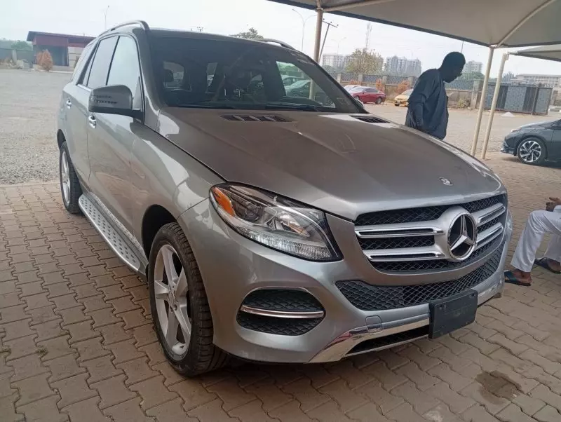 Mercedes-Benz GLE 350   - 2016